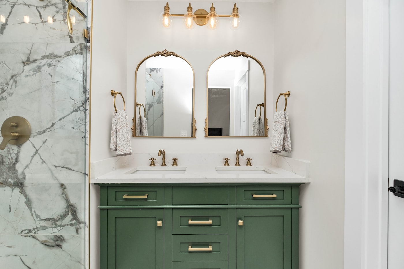 Bathroom Vanity Lights